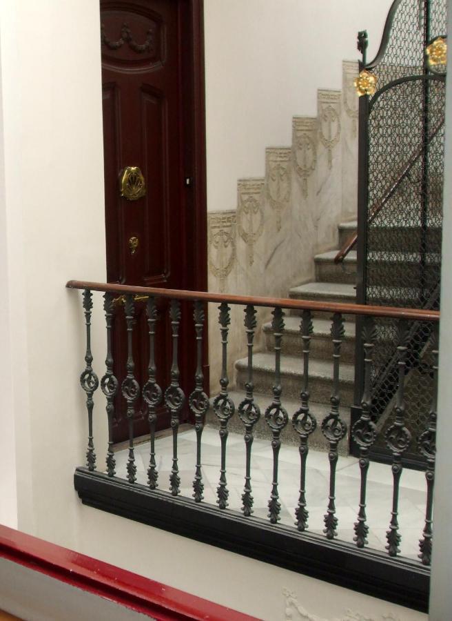 Hostal Felipe 2 Barcelona Exterior photo